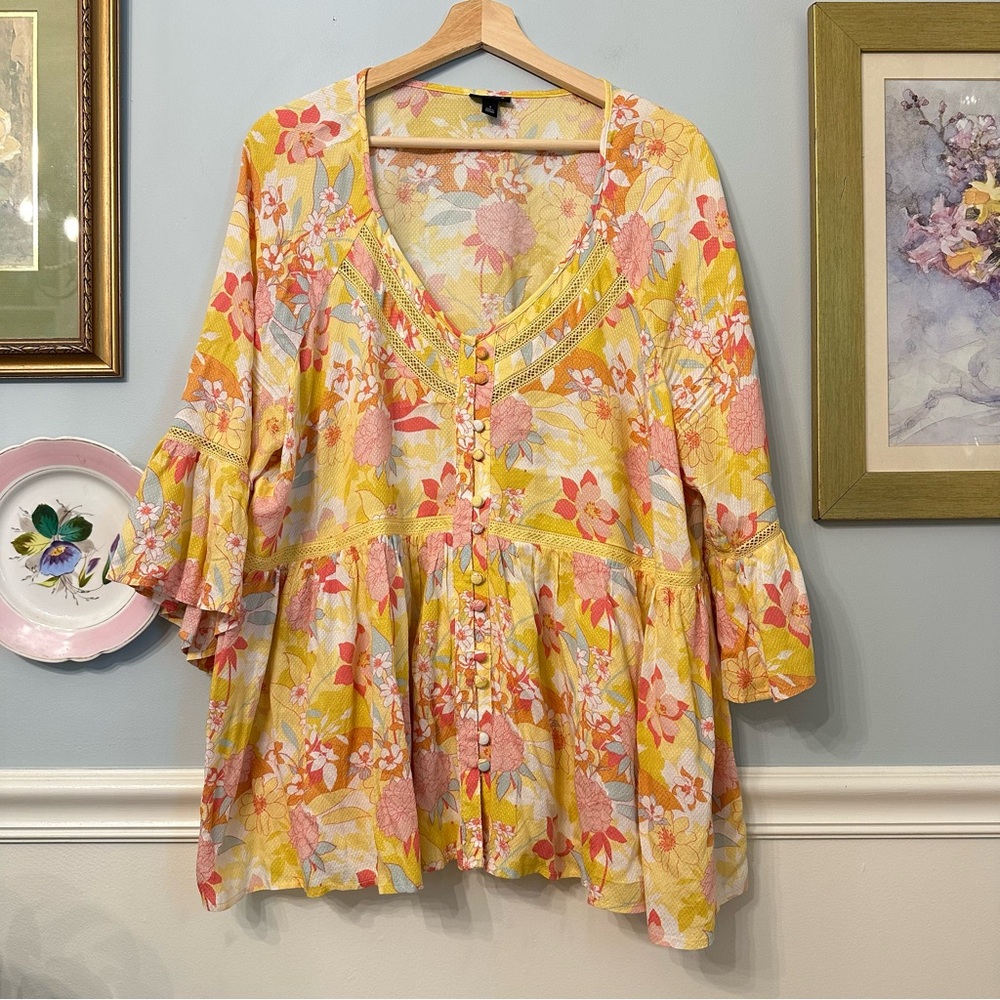 Torrid Floral Yellow and Pink Button Up Boho Top Bell Sleeves Ruffle Size 1 1X
